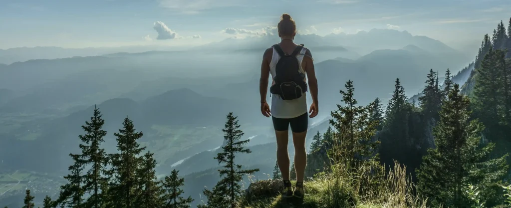 hiker_standing_on_mountain